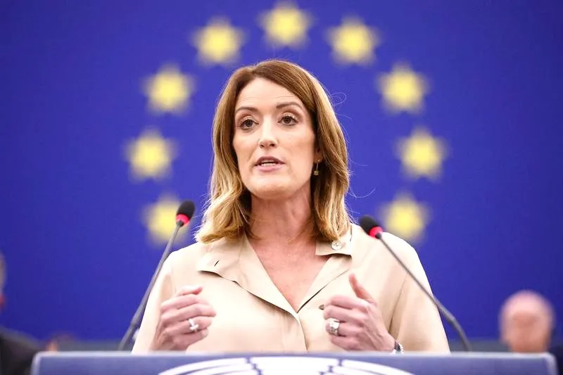 Ile zarabia przewodniczący Parlamentu Europejskiego: pensja, dodatki i przywileje