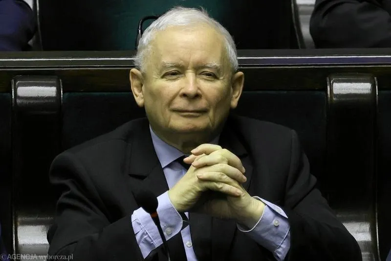 Kim jest Kaczyński w rządzie i jakie ma wpływy?