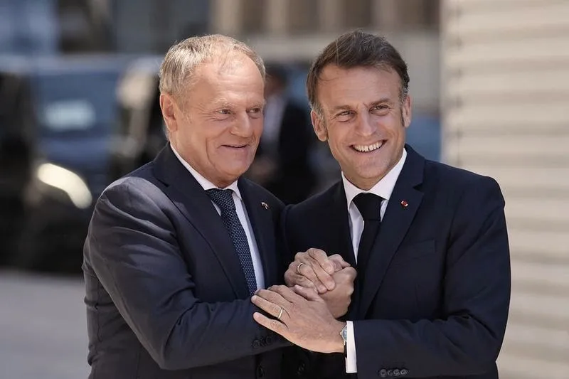 Macron: do kiedy będzie prezydentem Francji?