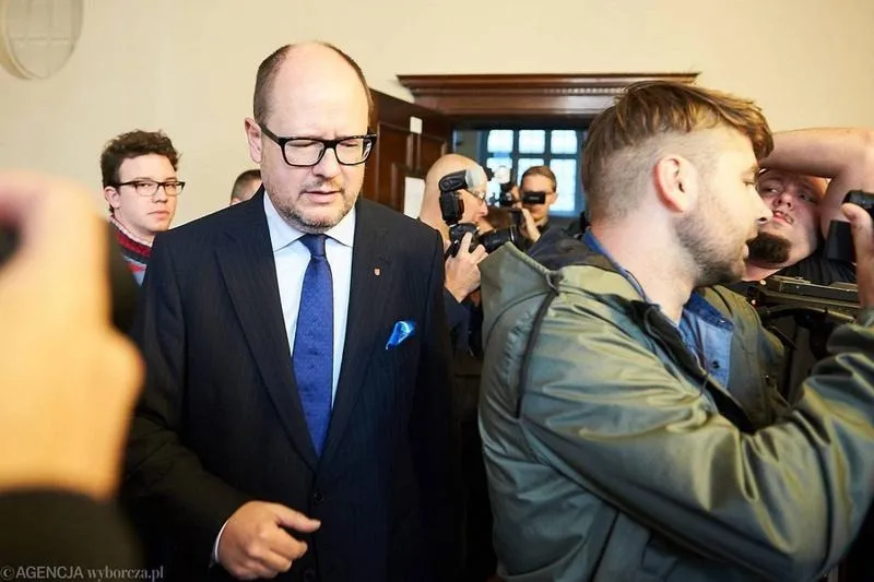 Tajemnice życia prywatnego: Gdzie jest żona prezydenta Gdańska?