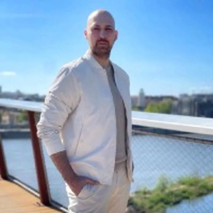 Aktualny prezydent i osiągnięcia