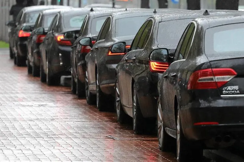 Zamówienia publiczne a prywatne interesy